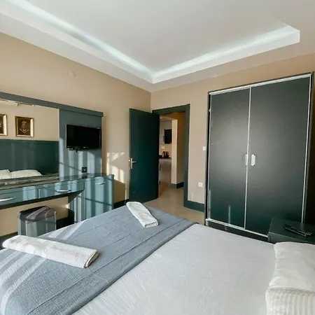 Oeluedeniz 1+1 Modern Summerhouse With Swimming Pool מלון דירות *